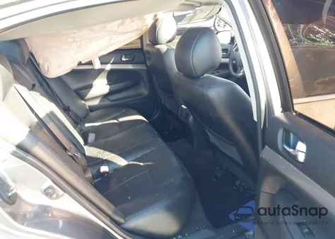 2011 Infiniti G25 Journey z USA, uszkodzony, nr VIN JN1DV6AP0BM602395